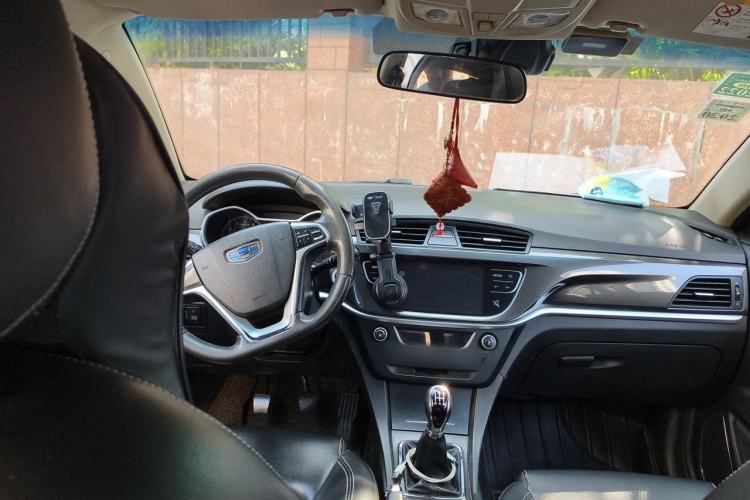 Used Geely Auto Emgrand 2016 Sedan 1.5L Manual Upward Edition Steering Wheel