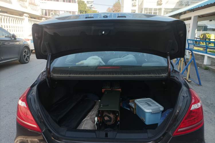 Used Geely Auto Emgrand 2016 Sedan 1.5L Manual Upward Edition Trunk