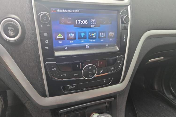 Used Geely Auto Emgrand 2016 Hatchback RS 1.5L CVT Upward Edition Audio And AC Panel