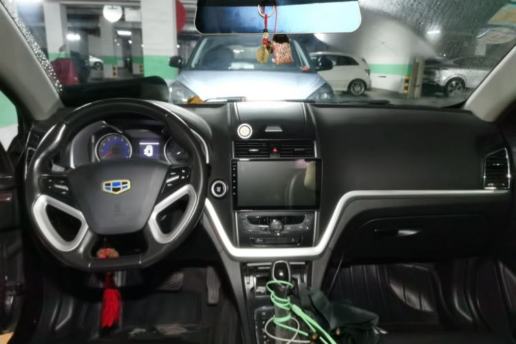 Used Geely Auto Emgrand 2016 Sedan 1.5L CVT Upward Version Center Console
