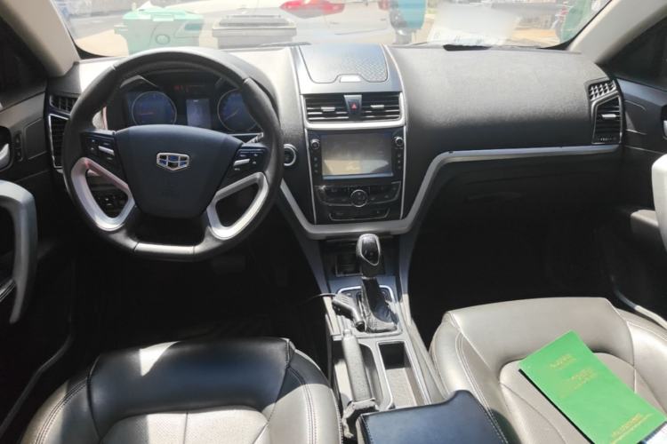 Used Geely Auto Emgrand 2016 Sedan 1.5L CVT Upward Version Center Console
