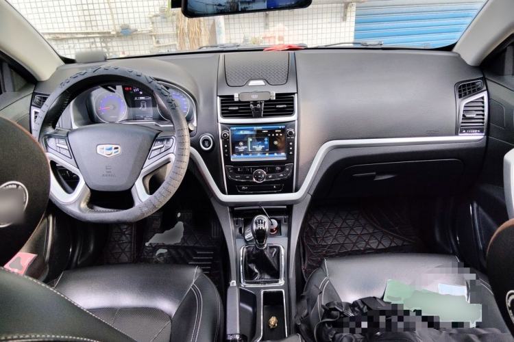 Used Geely Auto Emgrand 2016 Sedan 1.5L Manual Upward Edition Center Console