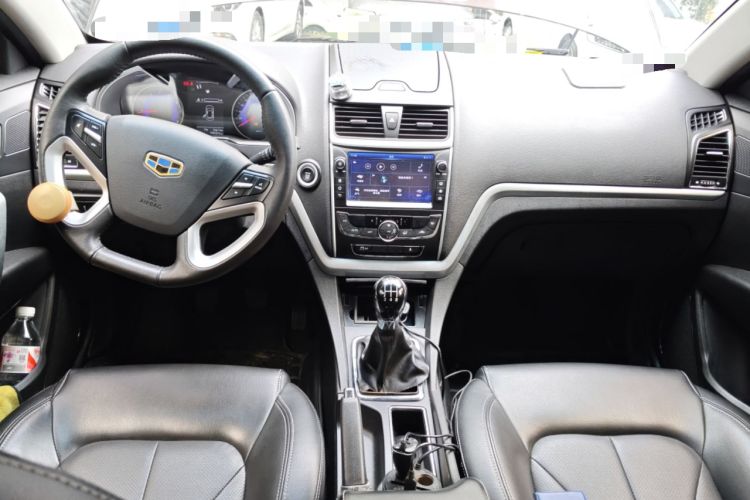 Used Geely Auto Emgrand 2016 Sedan 1.5L Manual Upward Edition Center Console