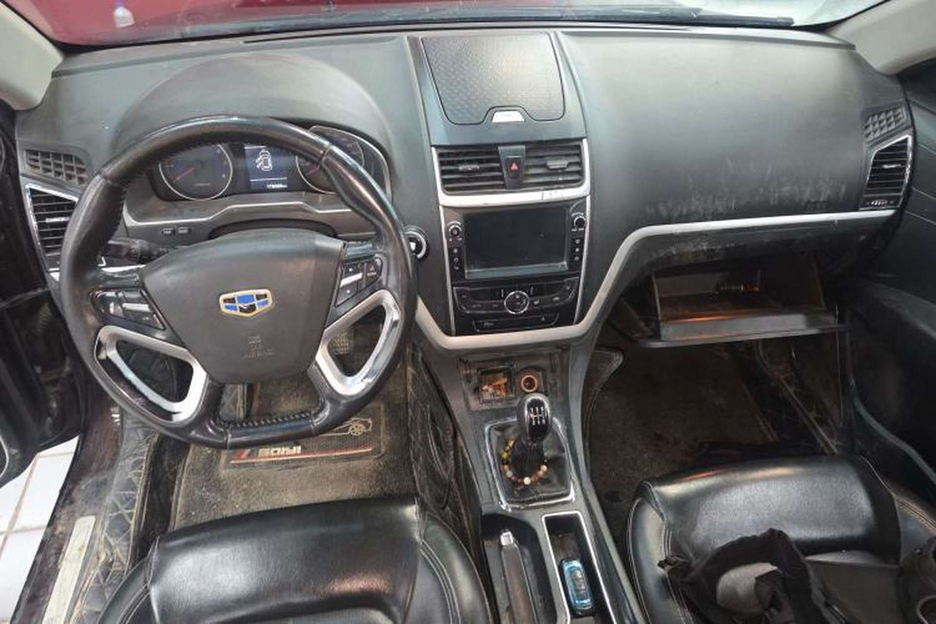 Used Geely Auto Emgrand 2016 Sedan 1.5L Manual Upward Edition Center Console