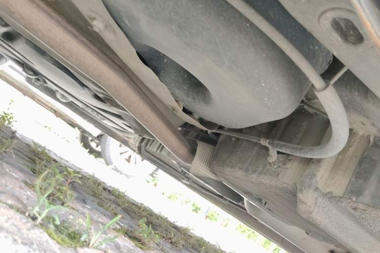 Used Geely Auto Emgrand 2016 Sedan 1.3T CVT Upward Edition Chassis Rear Right