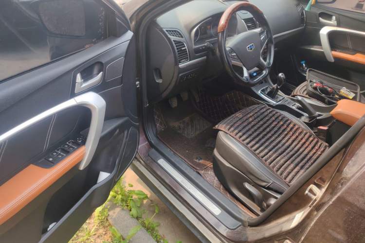Used Geely Auto Emgrand 2016 Hatchback RS 1.5L Manual - Upward Edition Driver Seat