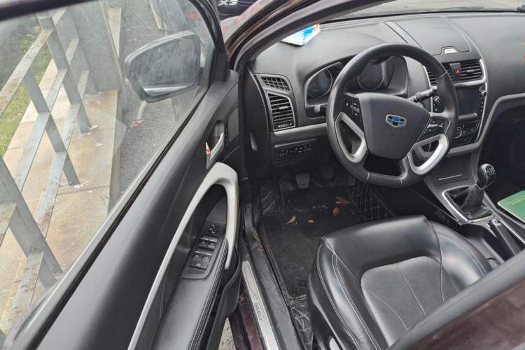 Used Geely Auto Emgrand 2016 Sedan 1.5L Manual Upward Edition Driver Seat
