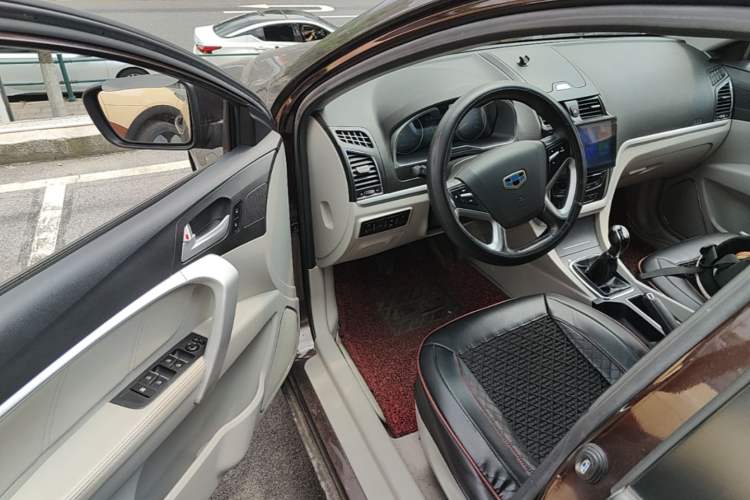 Used Geely Auto Emgrand 2016 Sedan 1.5L Manual Luxury Model Driver Seat