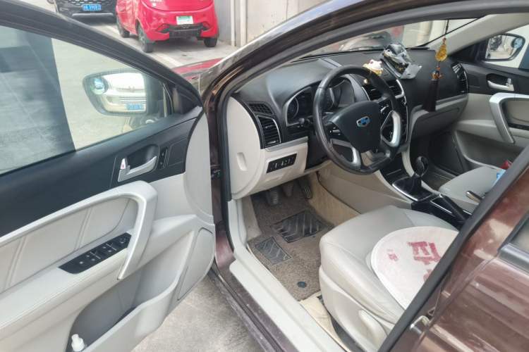 Used Geely Auto Emgrand 2016 Sedan 1.5L Manual Luxury Model Driver Seat