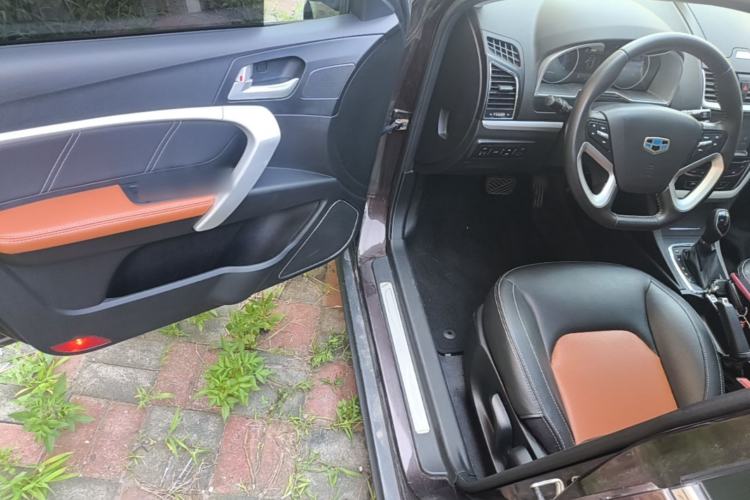 Used Geely Auto Emgrand 2016 Hatchback RS 1.3T CVT Top-Tier Version Driver Seat