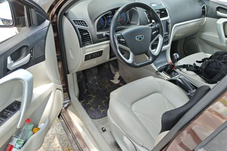 Used Geely Auto Emgrand 2016 Sedan 1.5L Manual Luxury Model Driver Seat
