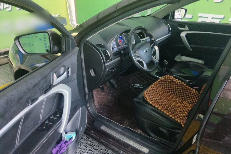 Used Geely Auto Emgrand 2016 Sedan 1.5L Manual Upward Edition Driver Seat