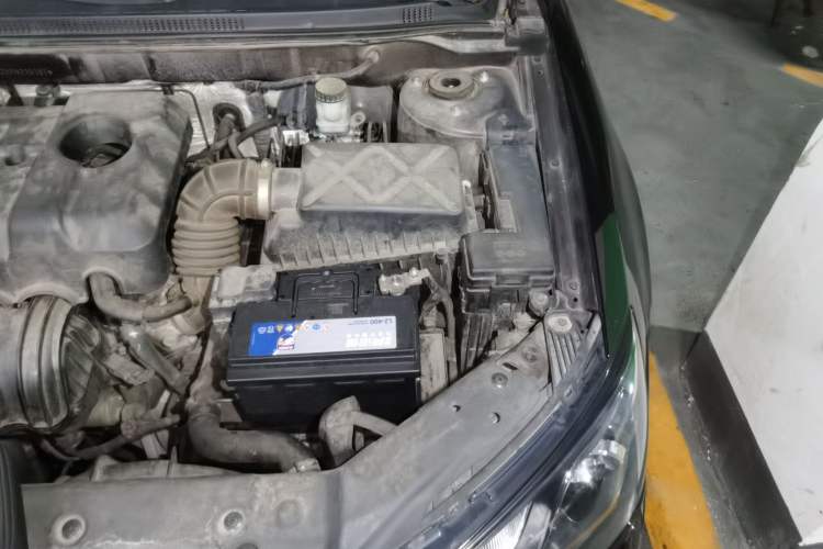 Used Geely Auto Emgrand 2016 Sedan 1.5L CVT Upward Version Engine Bay Left