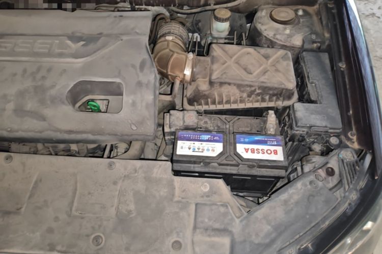Used Geely Auto Emgrand 2016 Hatchback RS 1.3T CVT Top-Tier Version Engine Bay Left