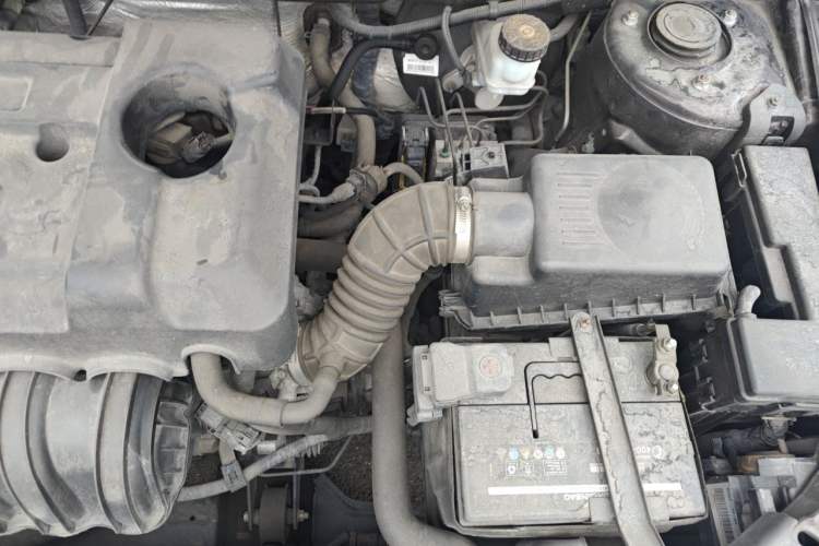 Used Geely Auto Emgrand 2016 Sedan 1.5L Manual Upward Edition Engine Bay Left