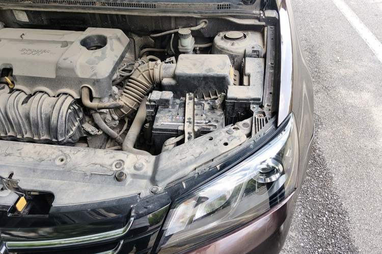 Used Geely Auto Emgrand 2016 Sedan 1.5L Manual Luxury Model Engine Bay Left