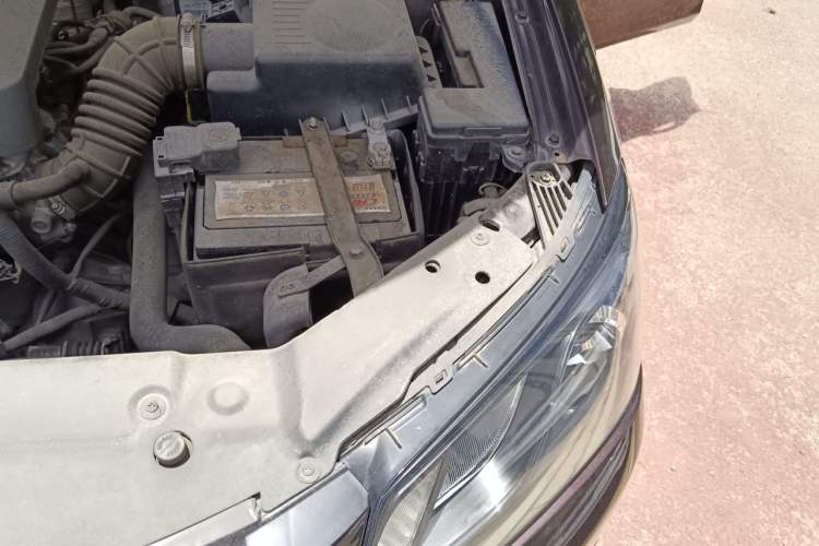 Used Geely Auto Emgrand 2016 Hatchback RS 1.5L Manual - Upward Edition Engine Bay Left