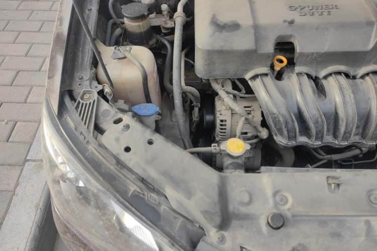 Used Geely Auto Emgrand 2016 Sedan 1.5L Manual Luxury Model Engine Bay Right