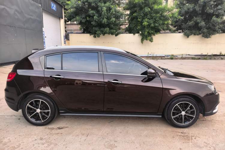 Used Geely Auto Emgrand 2016 Hatchback RS 1.5L Manual - Upward Edition Exterior 1