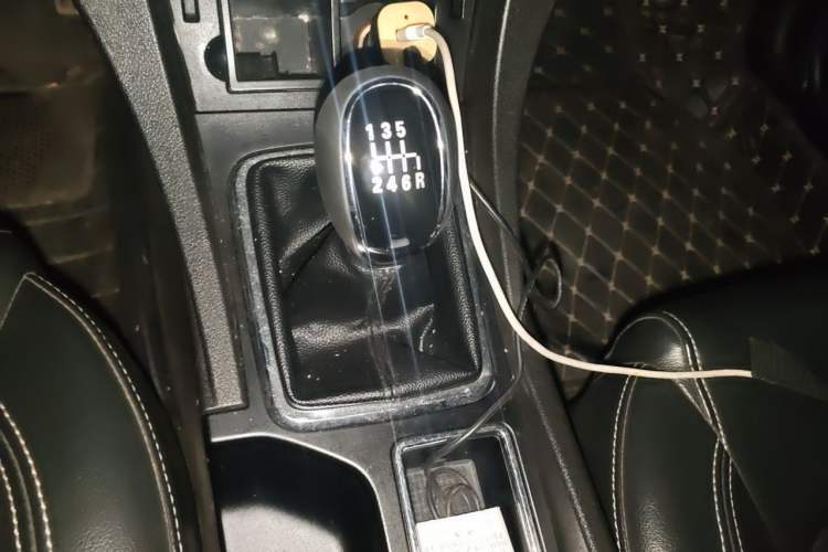 Used Geely Auto Emgrand 2016 Sedan 1.3T Manual Upward Edition Gear Lever