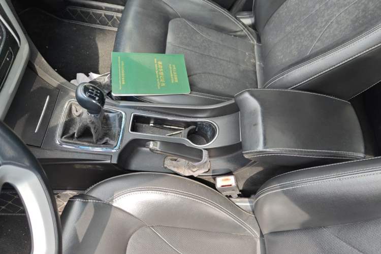 Used Geely Auto Emgrand 2016 Sedan 1.5L Manual Upward Edition Gear Lever