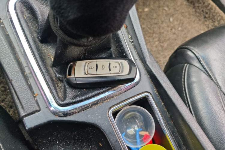 Used Geely Auto Emgrand 2016 Sedan 1.5L Manual Upward Edition Gear Lever