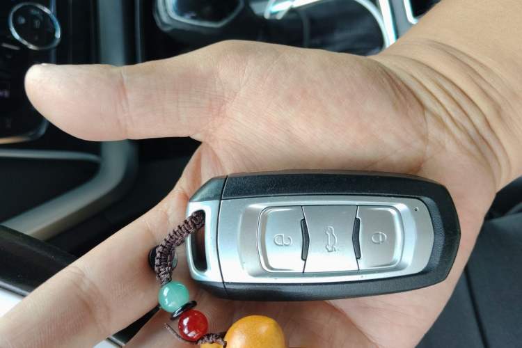 Used Geely Auto Emgrand 2016 Sedan 1.3T CVT Upward Edition Gear Lever