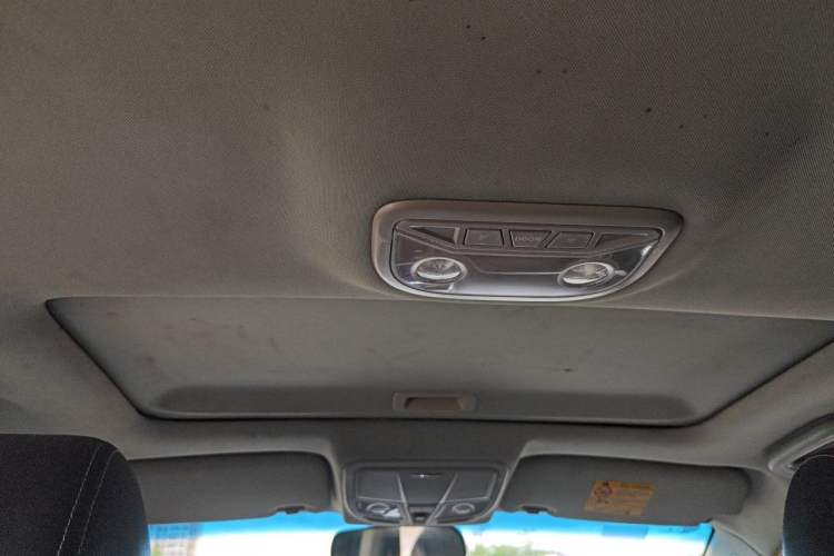 Used Geely Auto Emgrand 2016 Sedan 1.5L Manual Upward Edition Headliner
