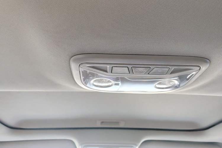 Used Geely Auto Emgrand 2016 Hatchback RS 1.5L CVT Upward Edition Headliner