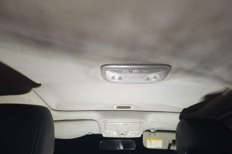 Used Geely Auto Emgrand 2016 Sedan 1.5L Manual Upward Edition Headliner