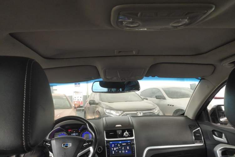 Used Geely Auto Emgrand 2016 Sedan 1.5L Manual Upward Edition Headliner