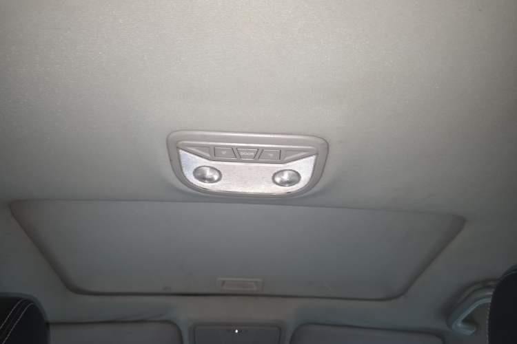 Used Geely Auto Emgrand 2016 Sedan 1.5L Manual Upward Edition Headliner