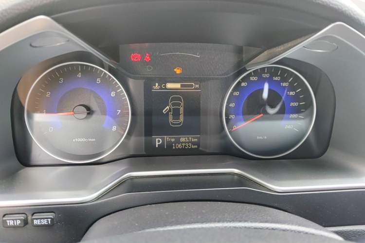 Used Geely Auto Emgrand 2016 Hatchback RS 1.5L CVT Upward Edition Instrument Cluster