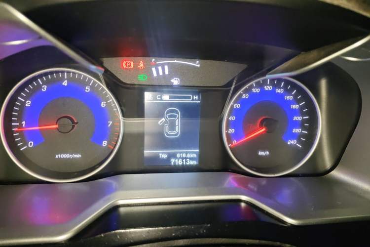 Used Geely Auto Emgrand 2016 Sedan 1.3T Manual Upward Edition Instrument Cluster