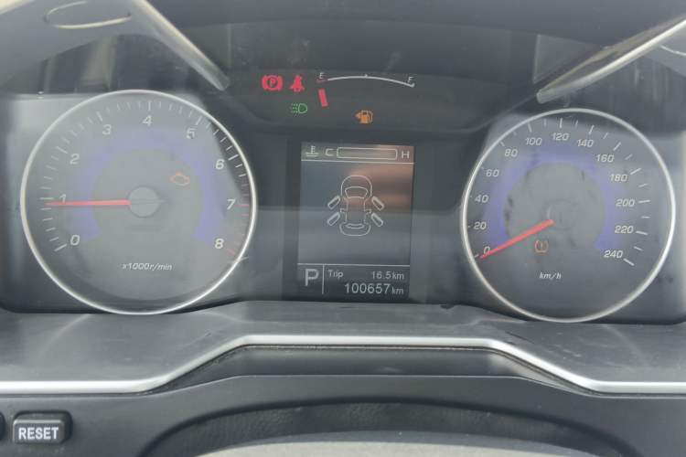 Used Geely Auto Emgrand 2016 Sedan 1.5L CVT Upward Version Instrument Cluster