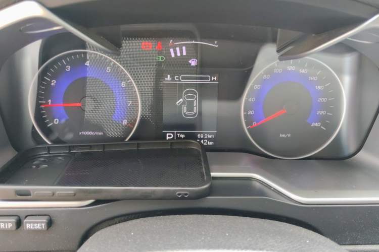 Used Geely Auto Emgrand 2016 Sedan 1.3T CVT Upward Edition Instrument Cluster