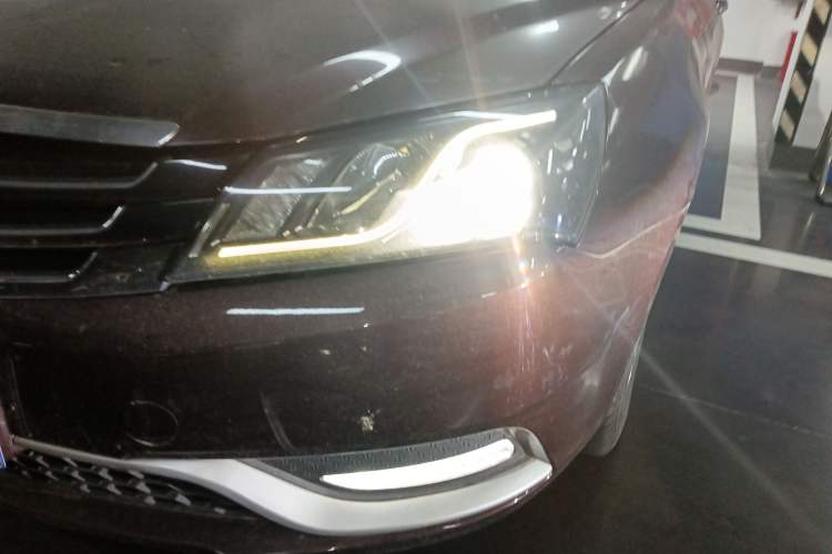 Used Geely Auto Emgrand 2016 Sedan 1.5L Manual Upward Edition Left Front Headlight
