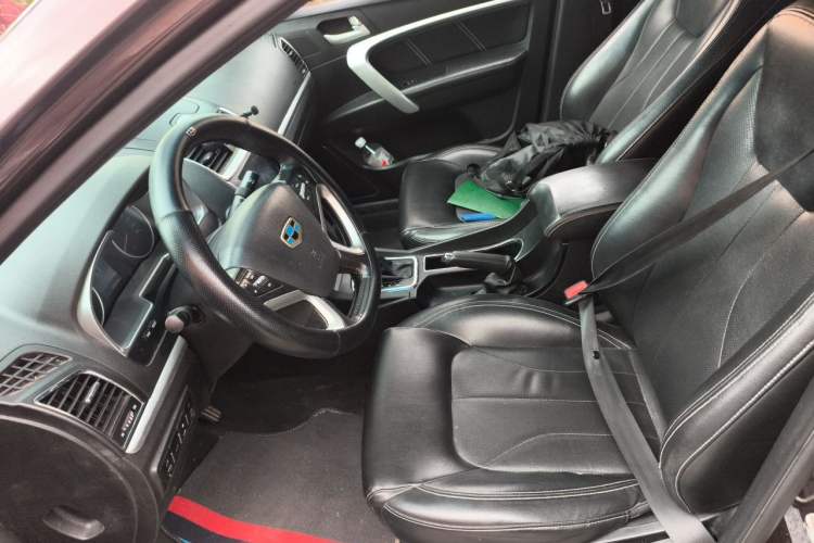 Used Geely Auto Emgrand 2016 Sedan 1.5L CVT Upward Version Left Front Seat