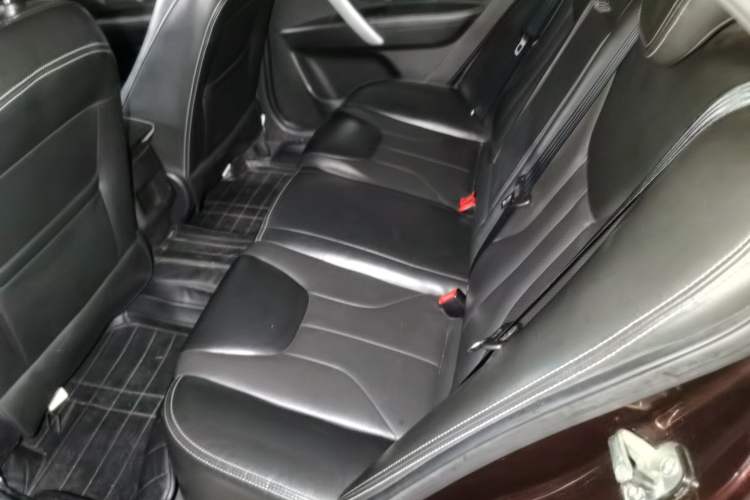 Used Geely Auto Emgrand 2016 Sedan 1.5L CVT Upward Version Left Rear Seat