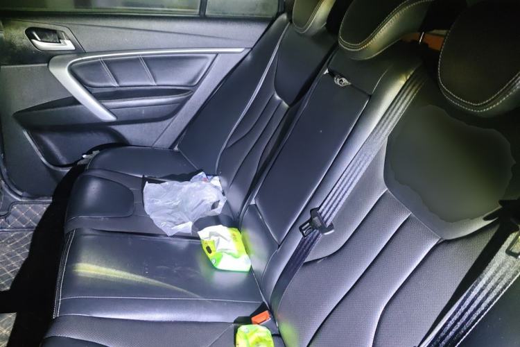 Used Geely Auto Emgrand 2016 Sedan 1.3T Manual Upward Edition Left Rear Seat