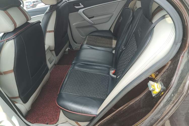 Used Geely Auto Emgrand 2016 Sedan 1.5L Manual Luxury Model Left Rear Seat