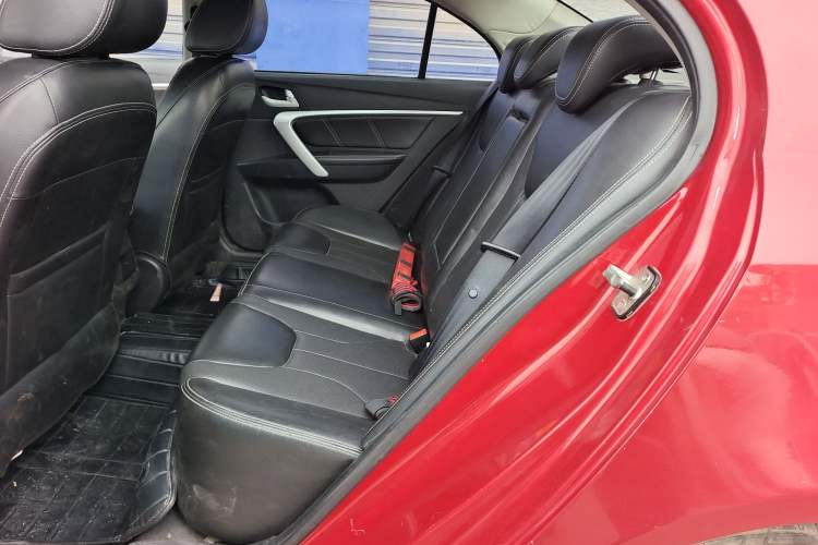 Used Geely Auto Emgrand 2016 Sedan 1.5L CVT Upward Version Left Rear Seat