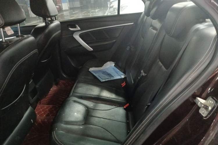 Used Geely Auto Emgrand 2016 Sedan 1.5L Manual Upward Edition Left Rear Seat