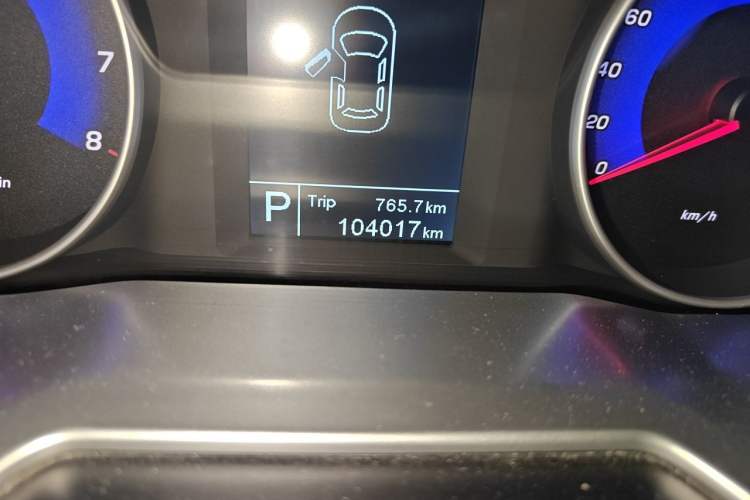 Used Geely Auto Emgrand 2016 Sedan 1.5L CVT Upward Version Odometer Close Up