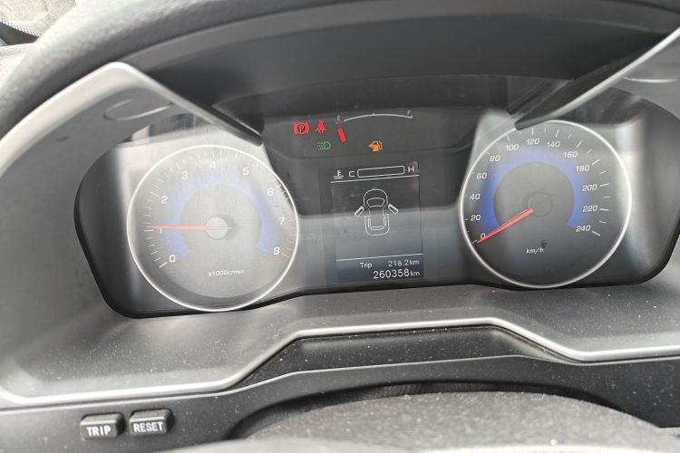 Used Geely Auto Emgrand 2016 Sedan 1.5L Manual Upward Edition Odometer Close Up