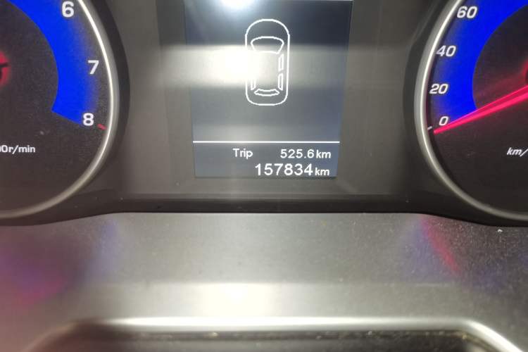 Used Geely Auto Emgrand 2016 Sedan 1.5L Manual Upward Edition Odometer Close Up