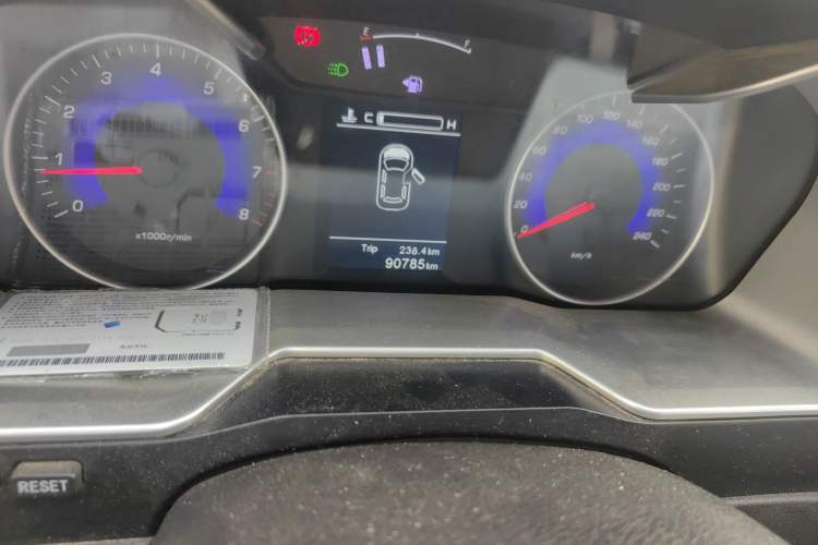 Used Geely Auto Emgrand 2016 Sedan 1.5L Manual Luxury Model Odometer Close Up