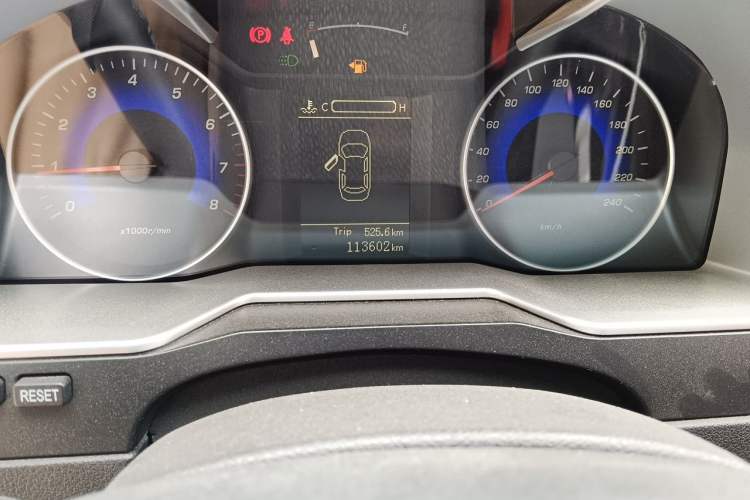 Used Geely Auto Emgrand 2016 Hatchback RS 1.5L Manual - Upward Edition Odometer Close Up