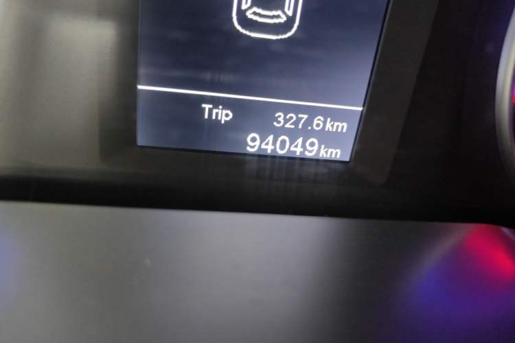 Used Geely Auto Emgrand 2016 Sedan 1.5L Manual Upward Edition Odometer Close Up