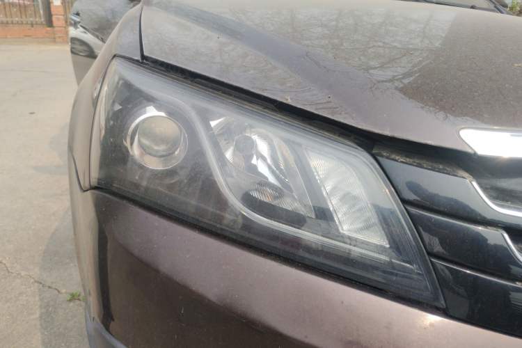Used Geely Auto Emgrand 2016 Hatchback RS 1.5L Manual - Upward Edition Right Front Headlight